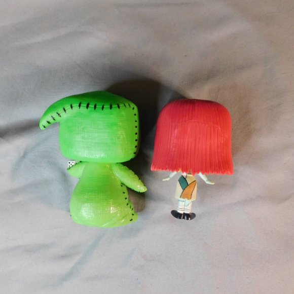 Sally & Oogie Boogie Funko! Nightmare Before Christmas - Picture 4 of 4
